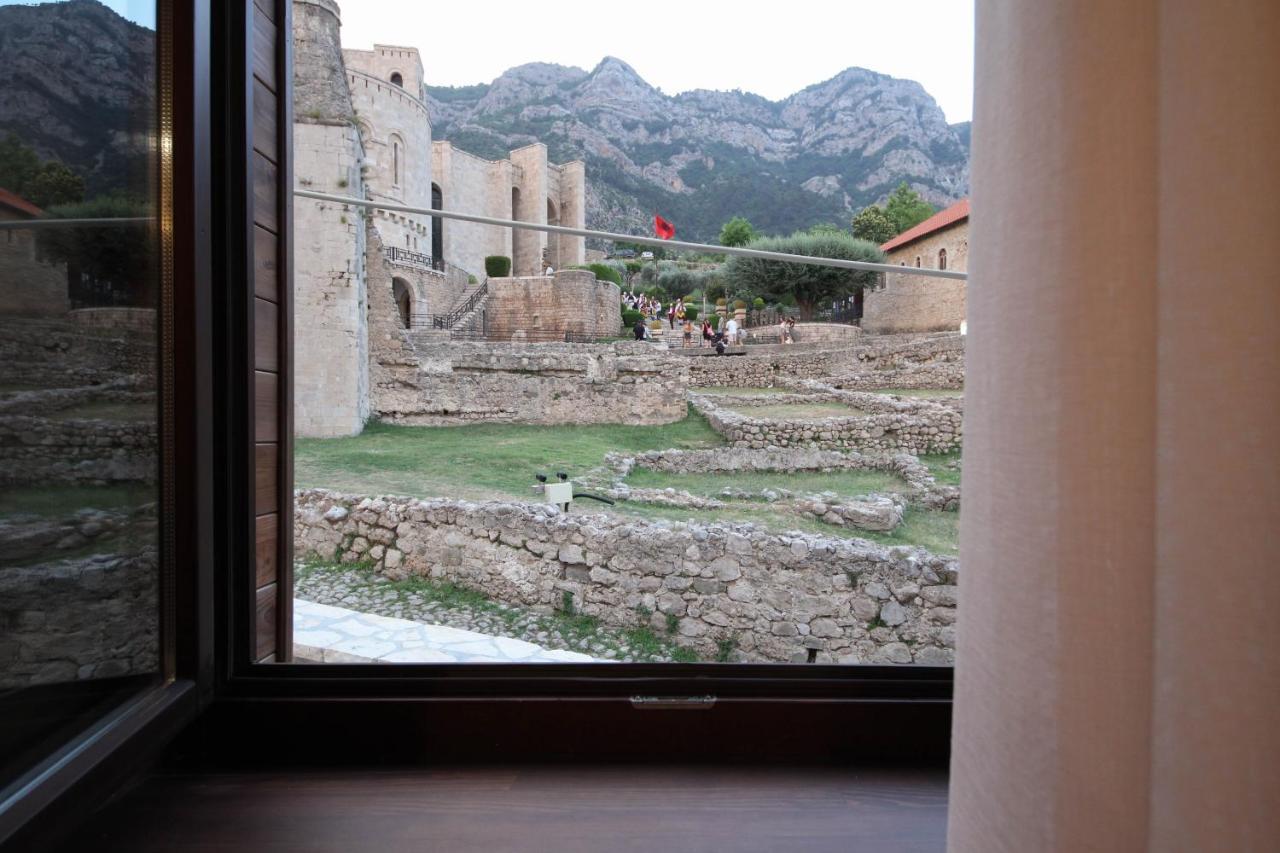 Kruja Albergo Diffuso , Inside Kruja Castle Krujë Exterior foto